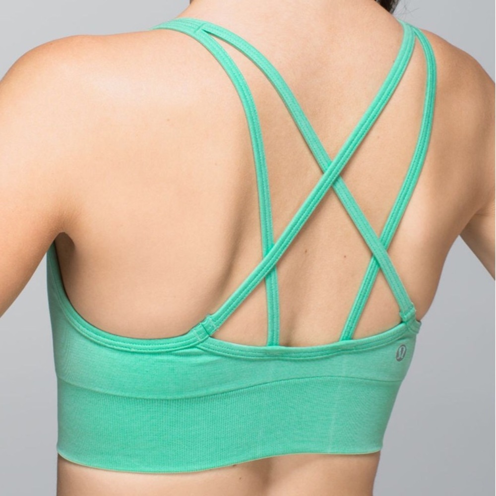 Lululemon Seamlessly Plunge Bra in Heathered Opal
